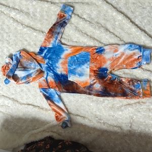 Hooded tie dye teddy bear outfit 9-12 months